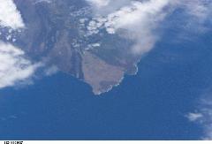 2005 June 12 South Point from 188 miles ISS-11.JPG